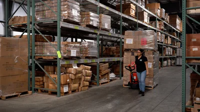 Ballymore Pallet Jack, self-propelled, lithium-ion, 21" x 45" forks, 3300 lb capacity — view 3