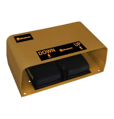 Bishamon L2K-2848 hydraulic lift table shown from an alternate angle