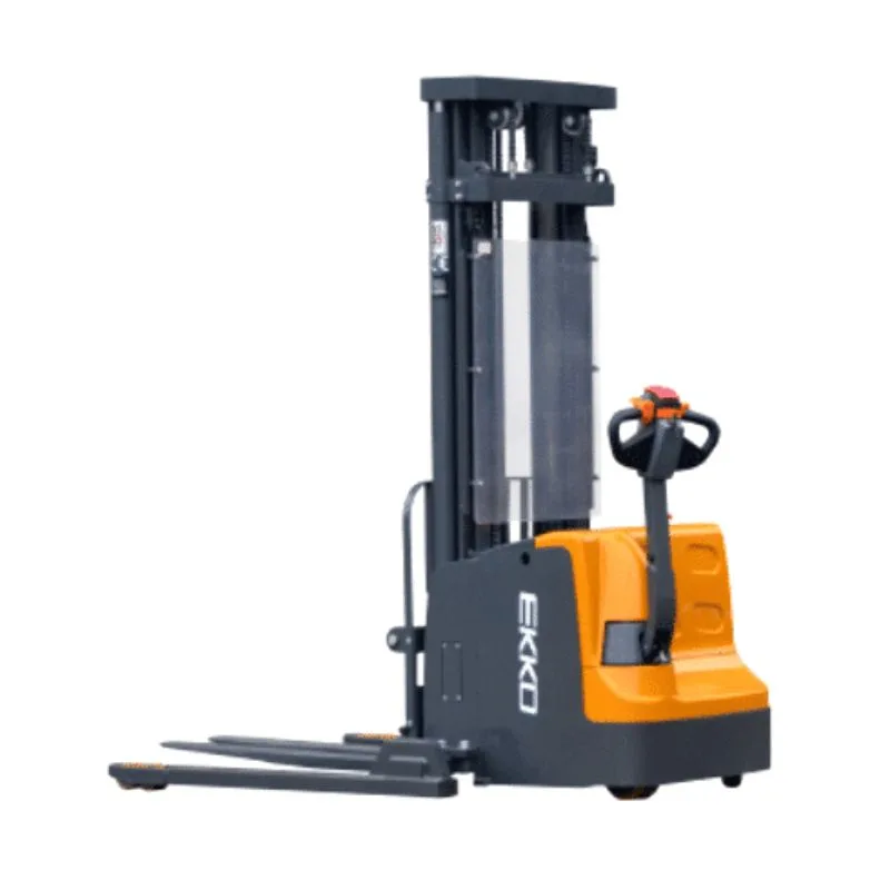 EKKO EB20E Full Powered Straddle Stacker