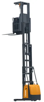 EKKO Lifts EOP68 pallet jack shown from an alternate angle