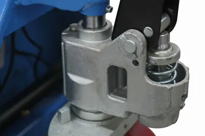 Eoslift M30 pallet jack shown from an alternate angle