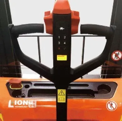 Noblelift PSE26N SL Lithium Electric Stacker Series — view 3