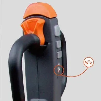 Noblelift PTE40L Electric Pallet Truck — view 7