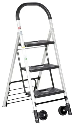 Vestil C-130-3 ladder shown from an alternate angle