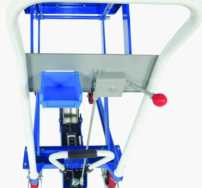 Vestil CART-400-LT shown from an alternate angle