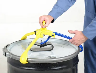 Vestil DRUM-GRAB Secure Overhead Drum Lifter 2