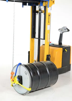 Vestil DRUM-GRAB Secure Overhead Drum Lifter 3