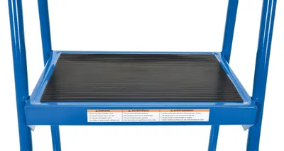 Vestil LAD-4-B ladder shown from an alternate angle