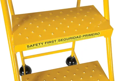 Vestil LAD-4-Y-P ladder shown from an alternate angle