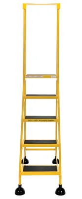 Vestil LAD-5-Y ladder shown from an alternate angle