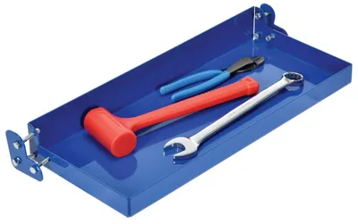 Vestil LAD-TT-B ladder shown from an alternate angle