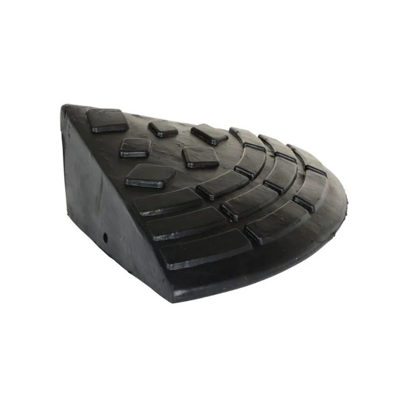 Vestil RCR-C Heavy Duty Rubber Corner Ramp 4000 Lb. Capacity