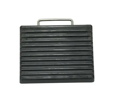 Vestil RWC-3 Molded Rubber Mini Wheel Chock 2