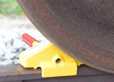 Vestil SRC-1 Steel Single Rail Chock
