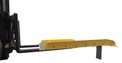 Vestil TAS-10-6048 Aluminum Dock Board Steel Curb 5