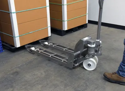 Vestil ULM-PM-2045-30 pallet jack shown from an alternate angle