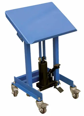 Vestil WT-2016-FP lift table shown from an alternate angle