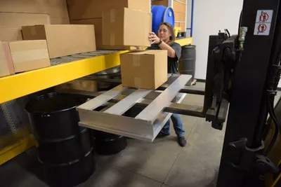 Vestil AP-4824 aluminum pallets & skid shown from an alternate angle