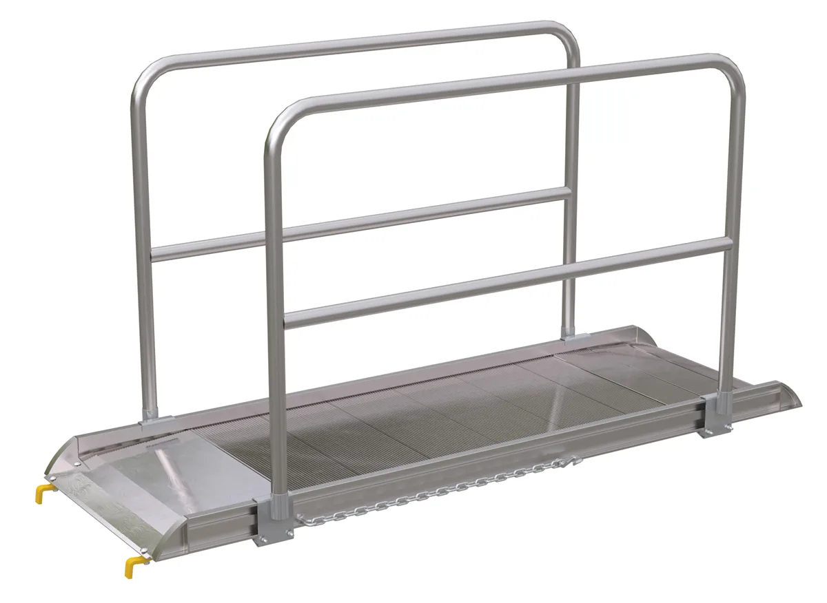 Vestil AWR-28-7B-HR aluminum walk ramp