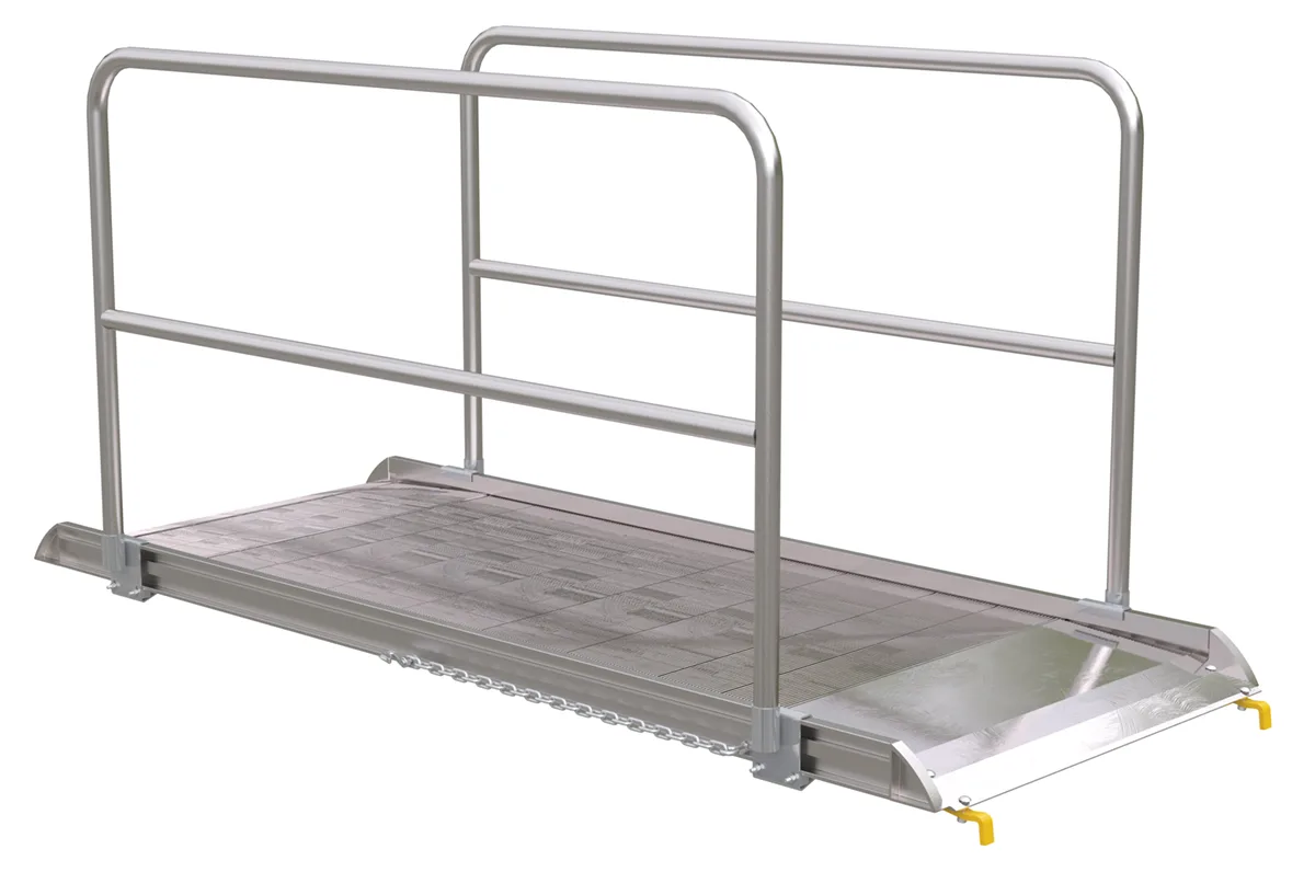 Vestil AWR-38-8B-HR aluminum walk ramp