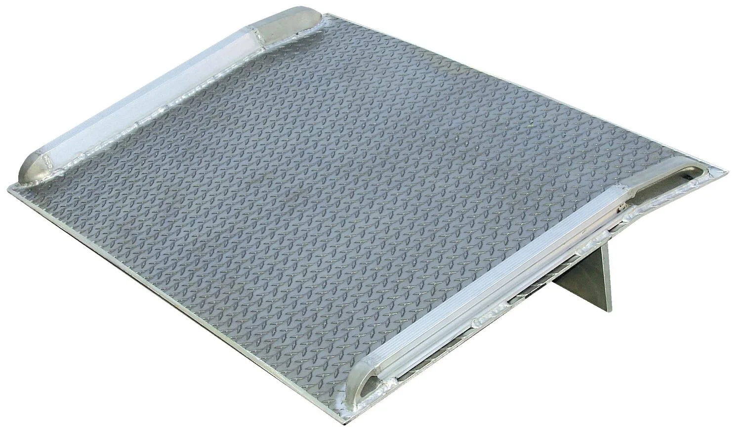 Vestil BTA-07007268 aluminum truck dockboards (welded aluminum curbs)