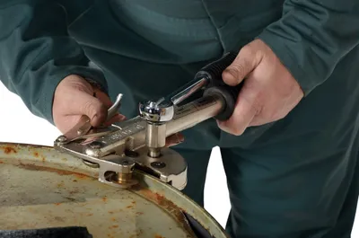 Vestil D-HEAD-1 manual drum deheader shown from an alternate angle