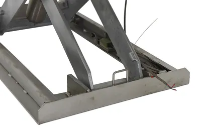 Vestil EHLT-WS-2436-PSS work station electric hydraulic scissor table shown from an alternate angle
