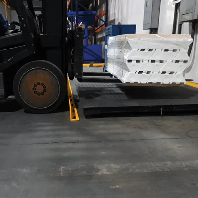 Vestil FSC-14-96-YL inline safety guard floor curb shown from an alternate angle
