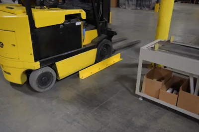 Vestil FSC-38-48-YL inline safety guard floor curb shown from an alternate angle