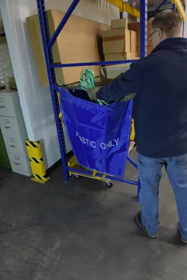 Vestil PRTD-TB-BU-CWL-5PK pallet rack trash bag shown from an alternate angle