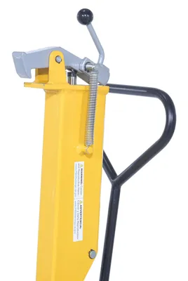 Vestil PSDT pallet straddling drum truck shown from an alternate angle