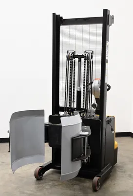Vestil S-MU-VDGR-PDRM-55 fully powered vertical gripper rotator shown from an alternate angle
