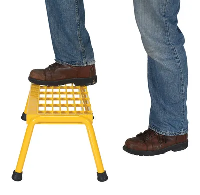 Vestil SSA-1W-Y aluminum step stand shown from an alternate angle