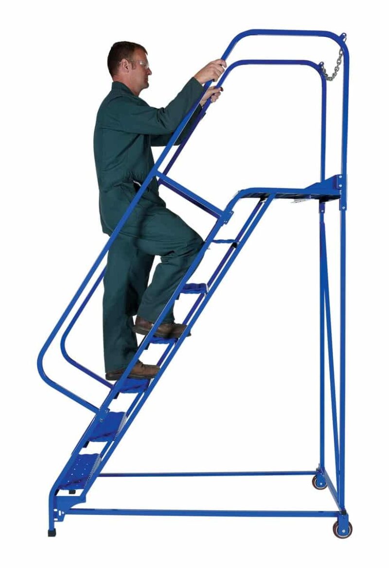 - Lad-Mm-7-G Maintenance Ladder 7 Step Grip Strut - Material Handling