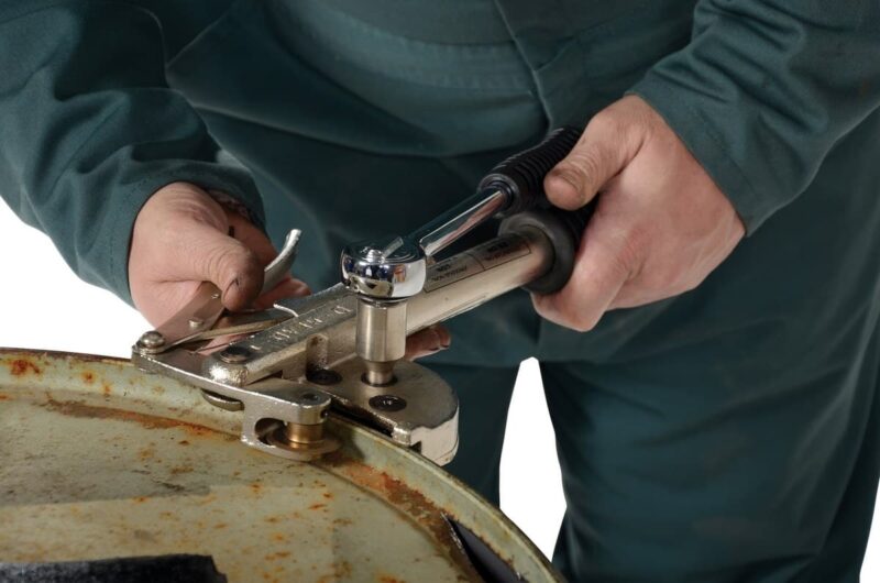 Vestil D-Head-1 Steel Manual Drum De Header Express Open