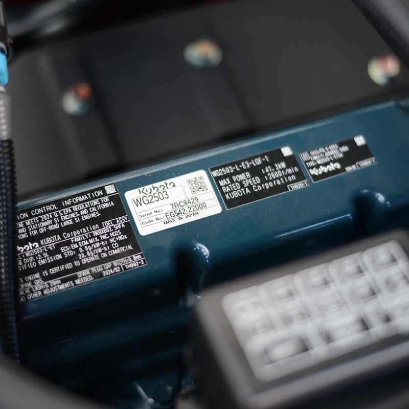 Forklift With Solid Pneumatic Tires EK35TLP, 7,000 lbs. Capacity Engine Model